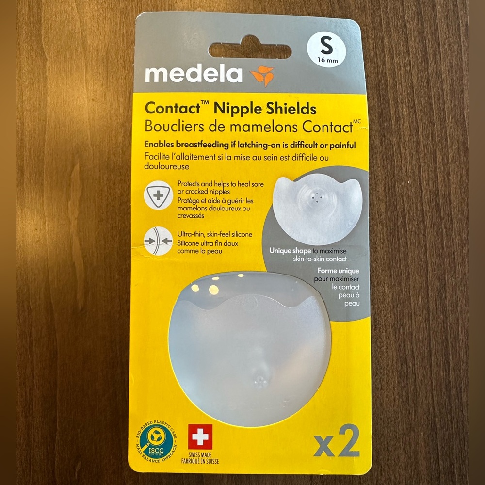 Medela Contact Nipple Shields for Breastfeeding (x2) - Small 16mm